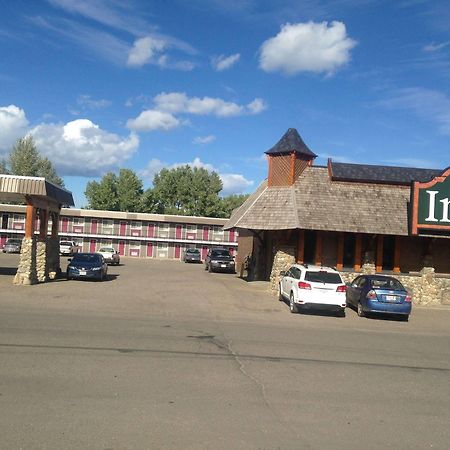 Chetwynd The Pine Inn מראה חיצוני תמונה